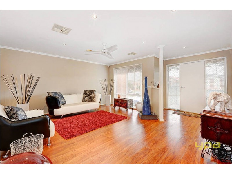 12 Contursi Drive, Sydenham VIC 3037