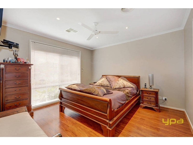 12 Contursi Drive, Sydenham VIC 3037