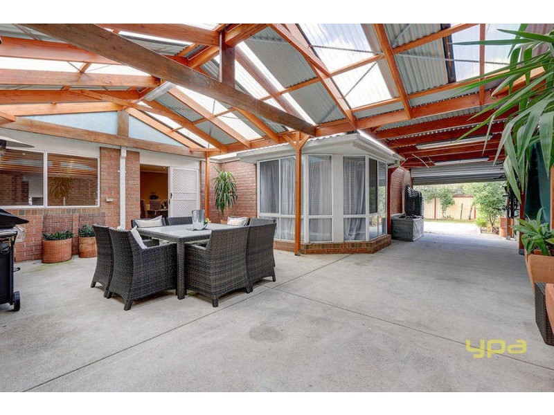 12 Contursi Drive, Sydenham VIC 3037