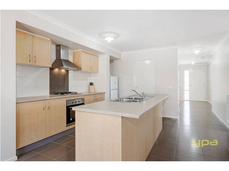 23 Cavanagh Terrace, Taylors Hill VIC 3037