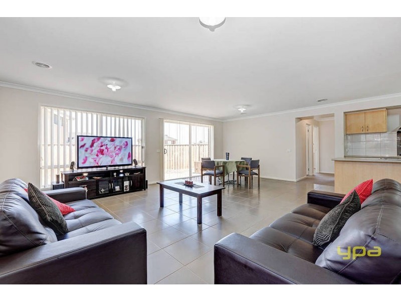 23 Cavanagh Terrace, Taylors Hill VIC 3037