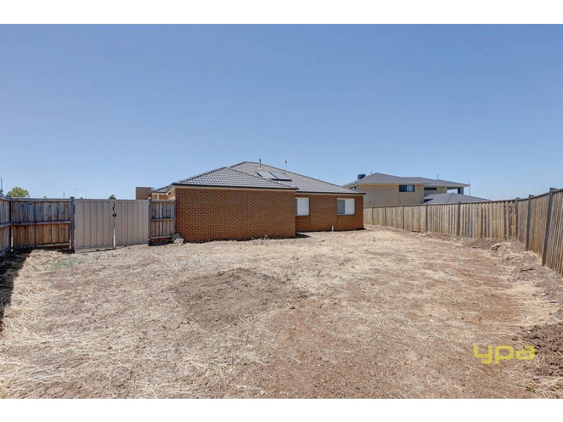 23 Cavanagh Terrace, Taylors Hill VIC 3037