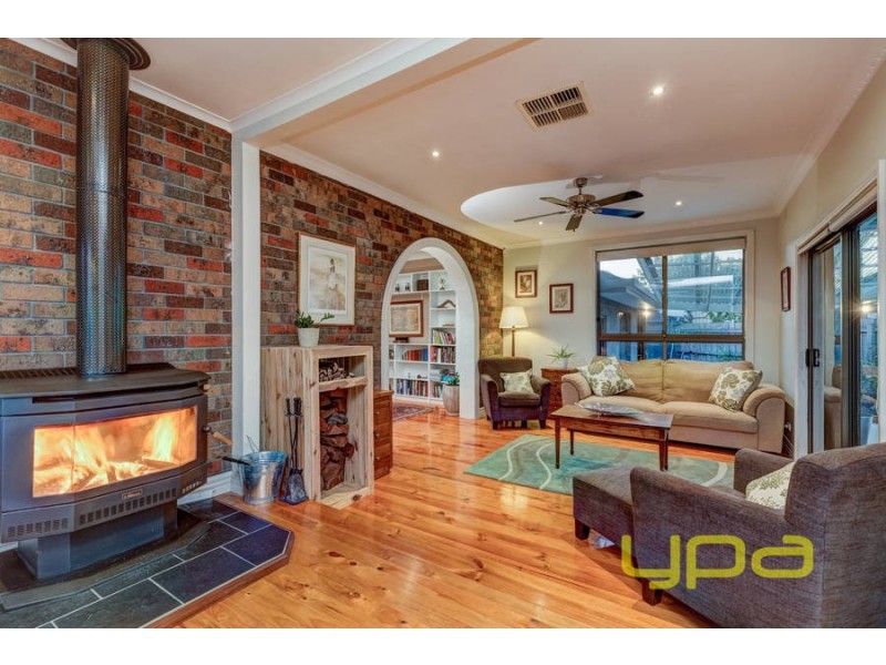 16 Rainbird Court, Keilor Downs VIC 3038