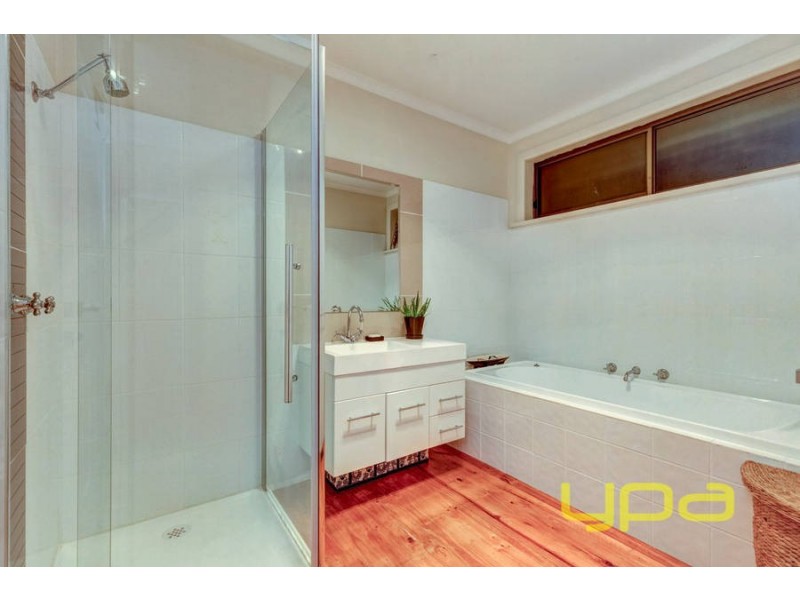 16 Rainbird Court, Keilor Downs VIC 3038