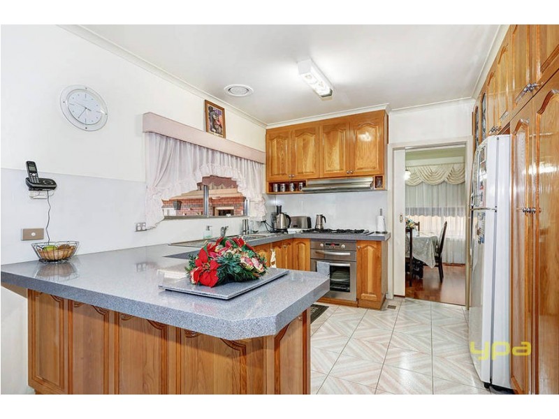 8 Rainbird Court, Keilor Downs VIC 3038