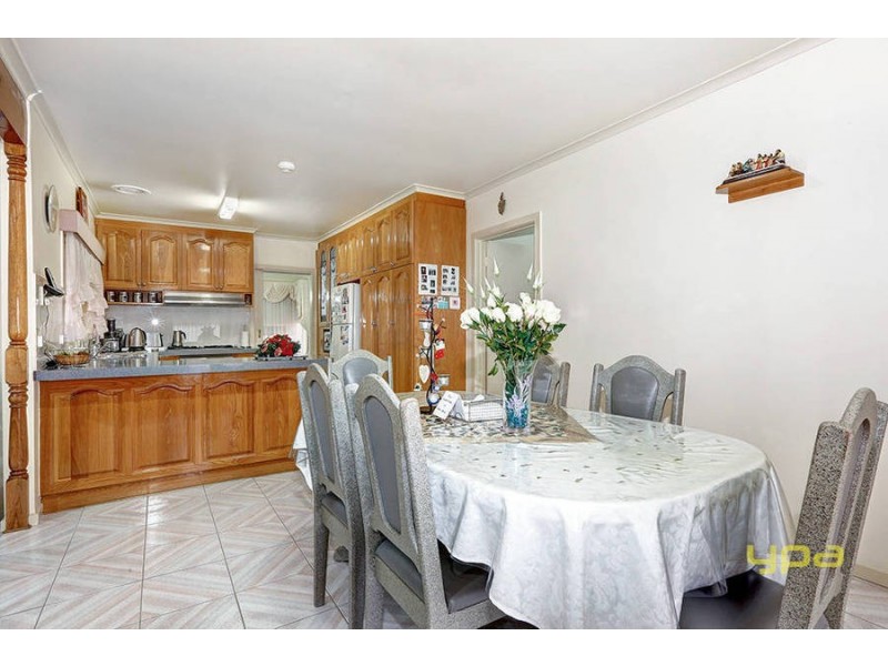 8 Rainbird Court, Keilor Downs VIC 3038