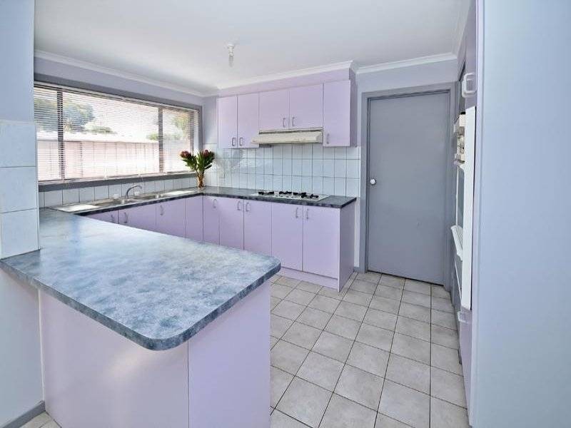 14 Prior Court, Delahey VIC 3037