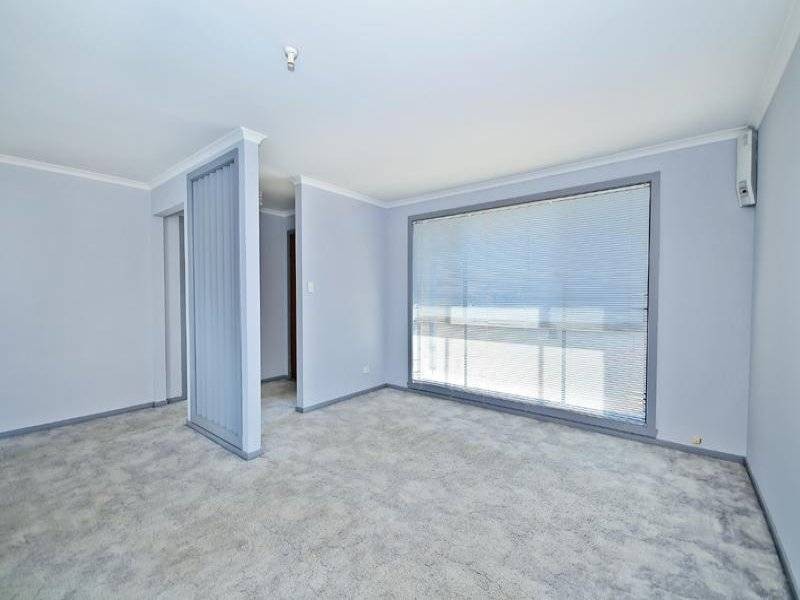 14 Prior Court, Delahey VIC 3037