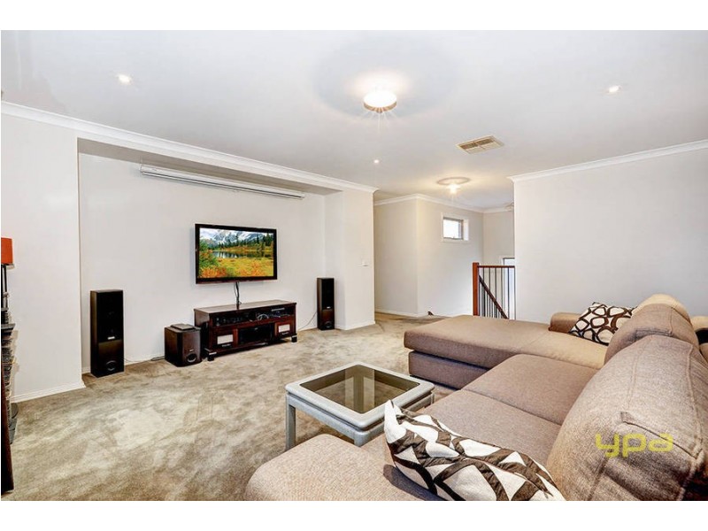 49 Addicott Way, Taylors Hill VIC 3037