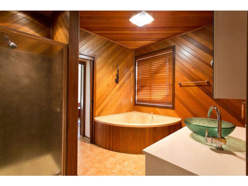 37 Kingsley Place, Delahey VIC 3037