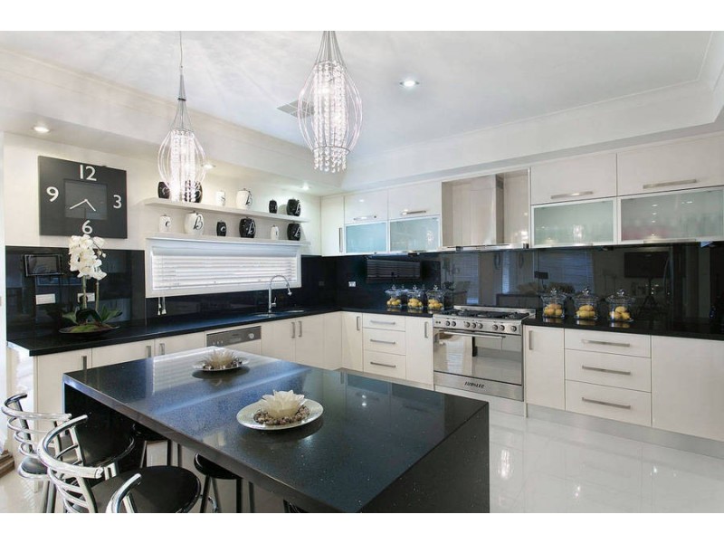 54 Stenson Road, Kealba VIC 3021