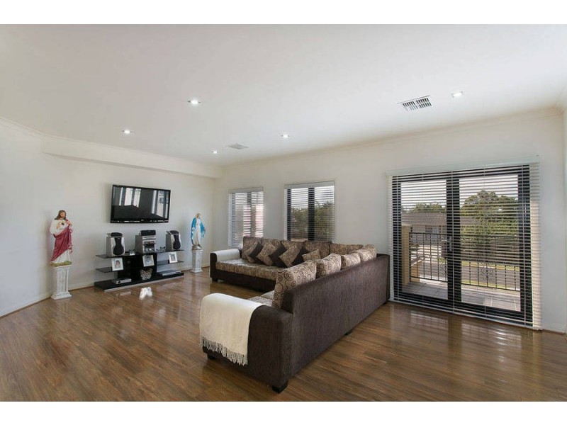 54 Stenson Road, Kealba VIC 3021