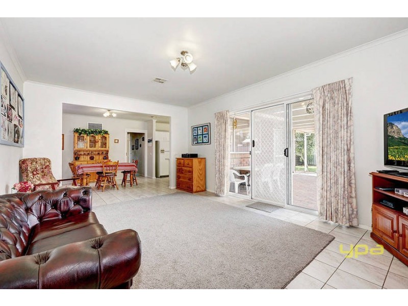 6 Strahan Court, Keilor Downs VIC 3038