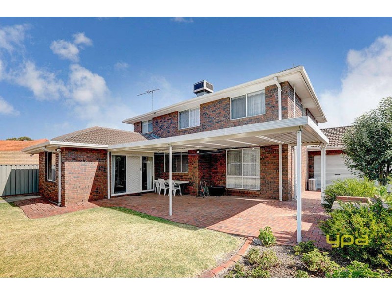6 Strahan Court, Keilor Downs VIC 3038