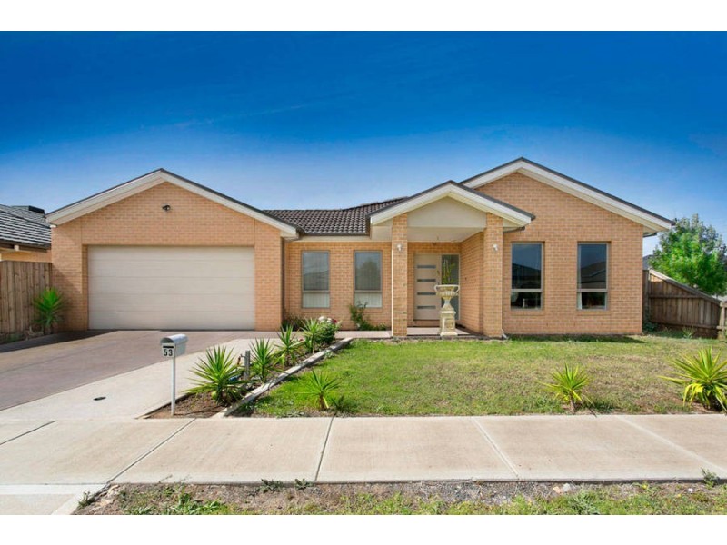 53 Double Bay Drive, Taylors Hill VIC 3037