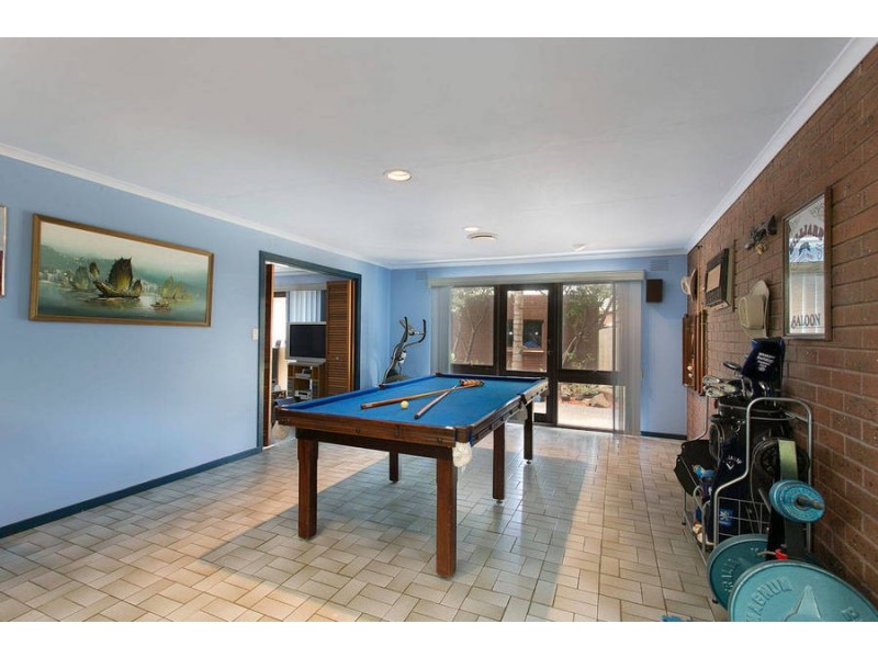 9 Mallacoota Court, Taylors Lakes VIC 3038