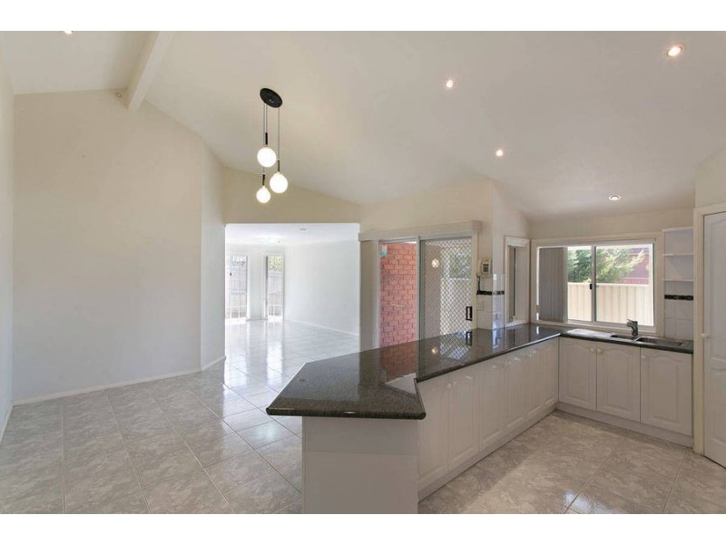 1 Munjong Place, Delahey VIC 3037
