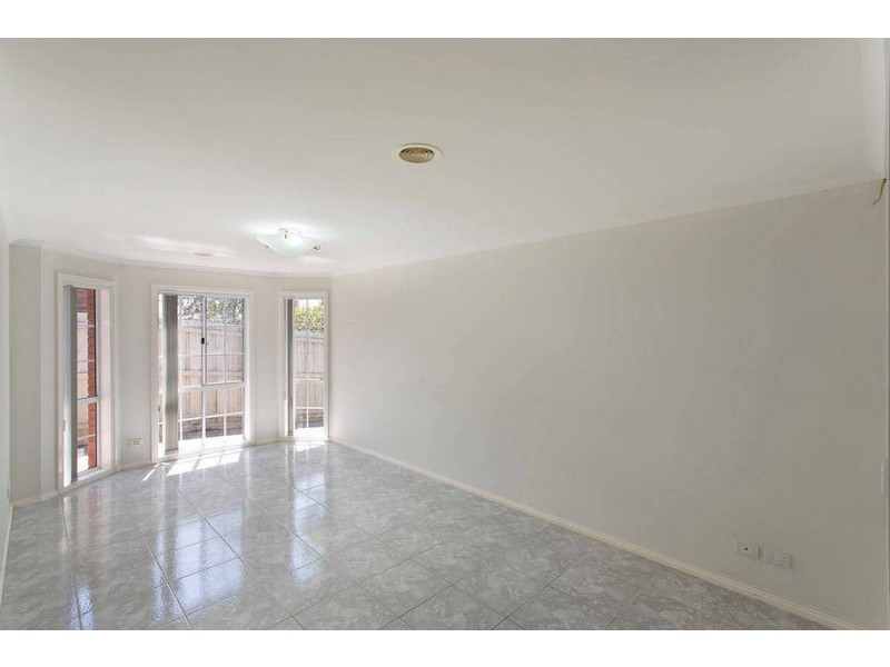 1 Munjong Place, Delahey VIC 3037