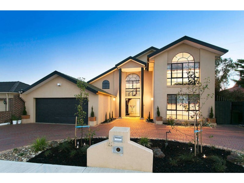 21 Burrowye Crescent, Keilor VIC 3036