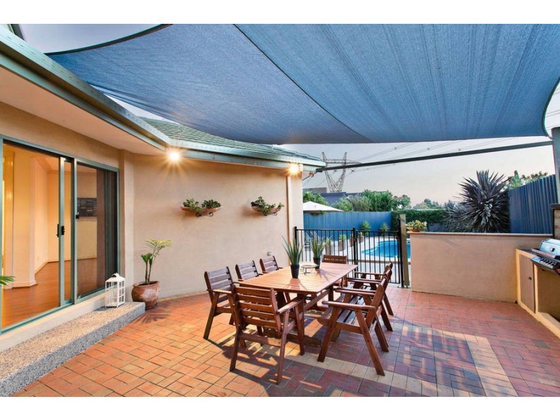 21 Burrowye Crescent, Keilor VIC 3036