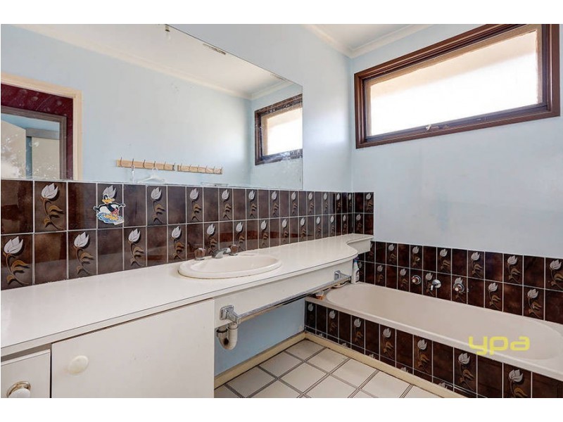 103 Concord Circuit, Albanvale VIC 3021