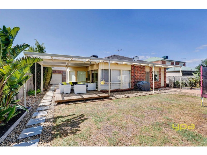 13 Coleman Court, Taylors Lakes VIC 3038