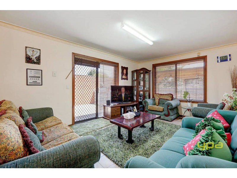 20 Cordelia Grove, St Albans VIC 3021