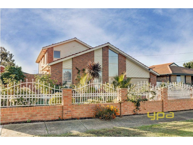 8 Camdale Parade, St Albans VIC 3021