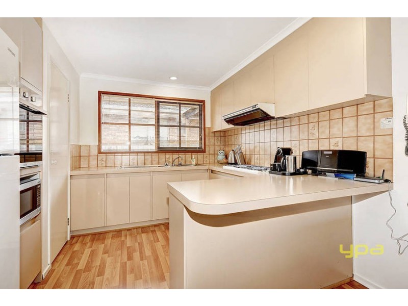 65 Prince Albert Crescent, Taylors Lakes VIC 3038