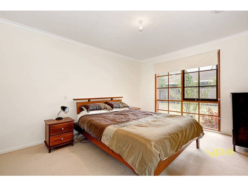 65 Prince Albert Crescent, Taylors Lakes VIC 3038