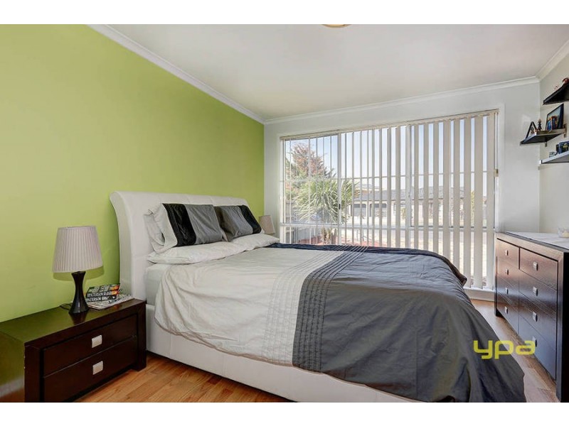 14 Smart Court, Delahey VIC 3037