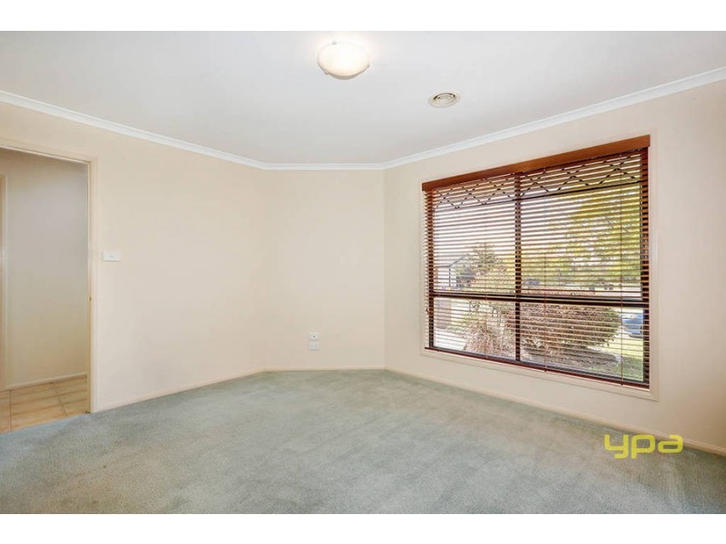 7 Wareham Court, Hillside VIC 3037