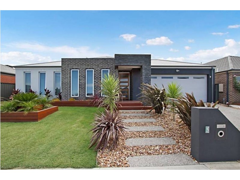 5  Kinetic Avenue, Hillside VIC 3037