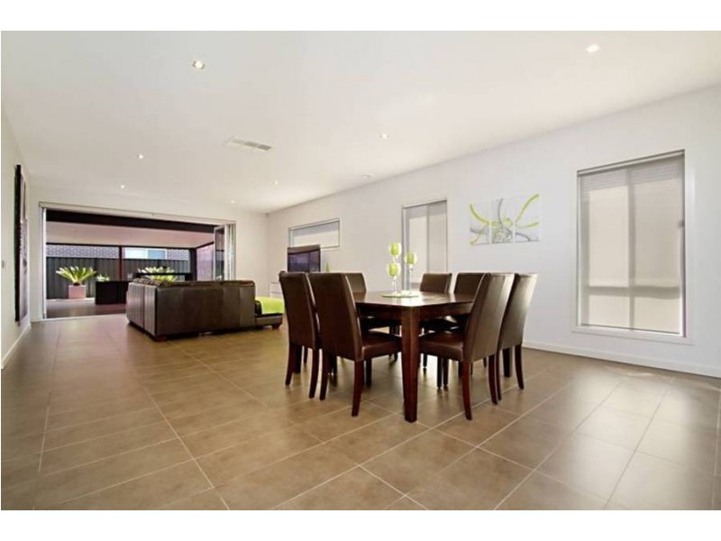 5  Kinetic Avenue, Hillside VIC 3037