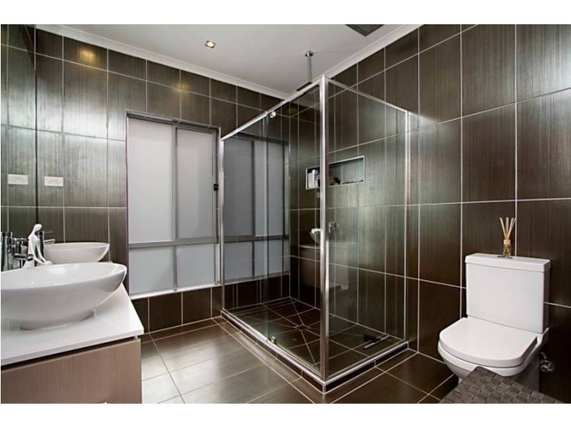 5  Kinetic Avenue, Hillside VIC 3037