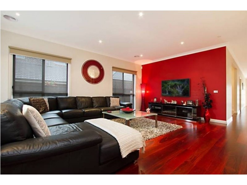 77 Banchory Avenue, Hillside VIC 3037