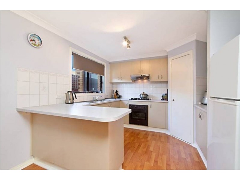 4 Wallace Street, Delahey VIC 3037