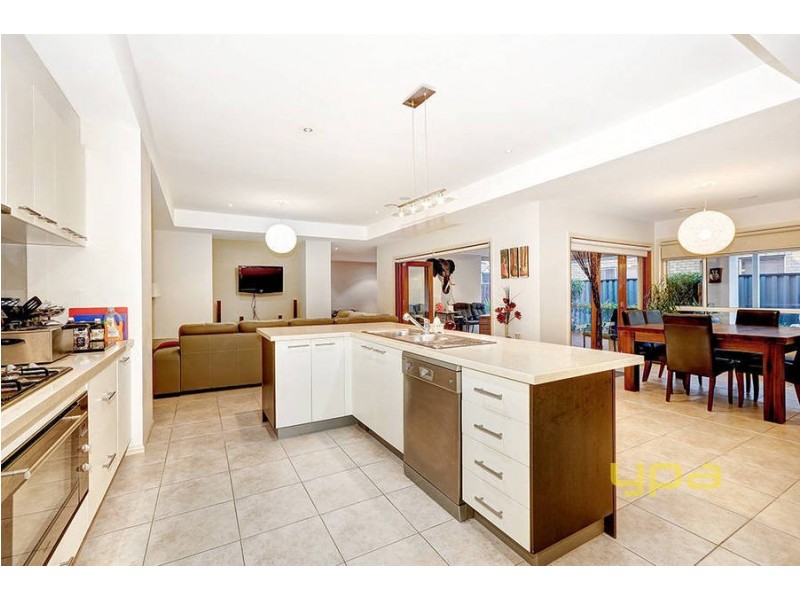 67 Domain Drive, Hillside VIC 3037