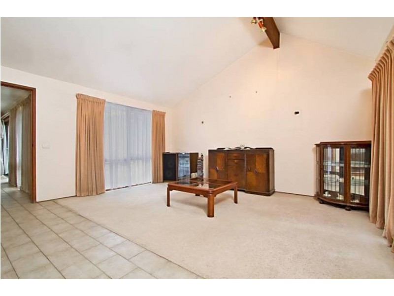 34 Albert Road, Sydenham VIC 3037