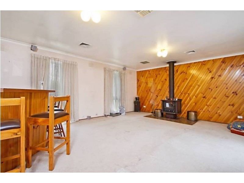 34 Albert Road, Sydenham VIC 3037