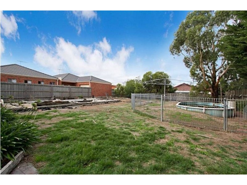 34 Albert Road, Sydenham VIC 3037