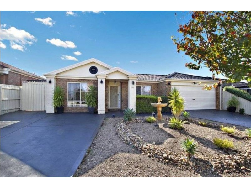 24 Graman Way, Taylors Hill VIC 3037