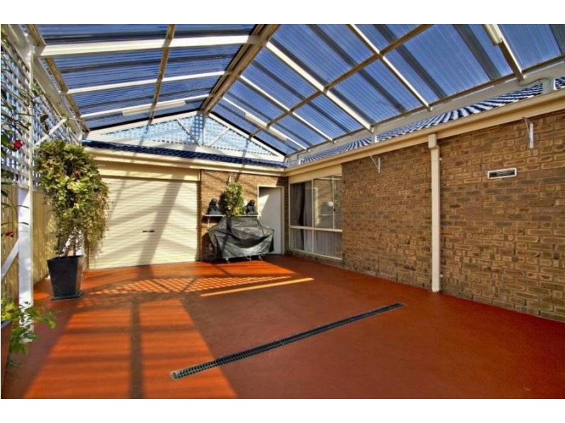 24 Graman Way, Taylors Hill VIC 3037