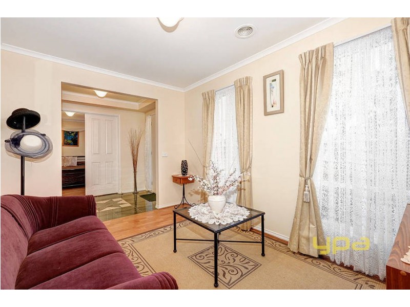 14 Thomson Way, Taylors Hill VIC 3037