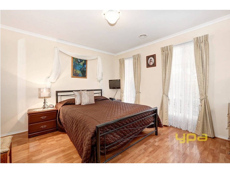 14 Thomson Way, Taylors Hill VIC 3037