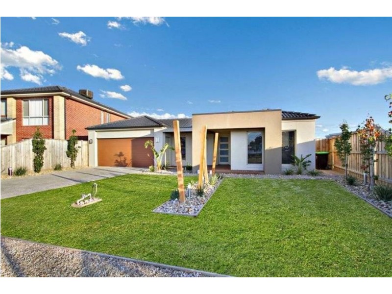 12 Cavenagh Terrace, Taylors Hill VIC 3037