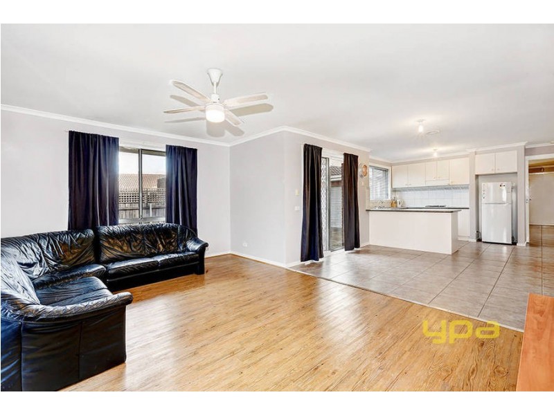 11 Perkins Close, Delahey VIC 3037