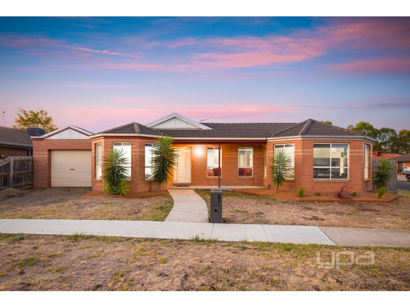 44 Catherine Drive, Hillside VIC 3037