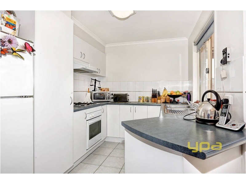 8 Brindalee Way, Hillside VIC 3037