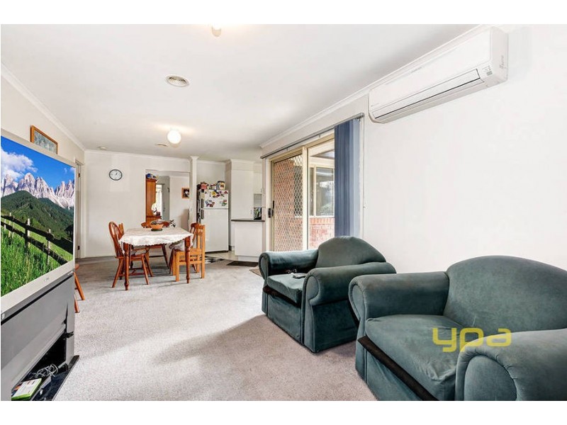 8 Brindalee Way, Hillside VIC 3037